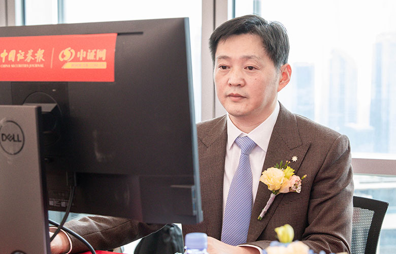 萬祥科技董事長、總經(jīng)理黃軍先生在交流會(huì)現(xiàn)場(chǎng)
